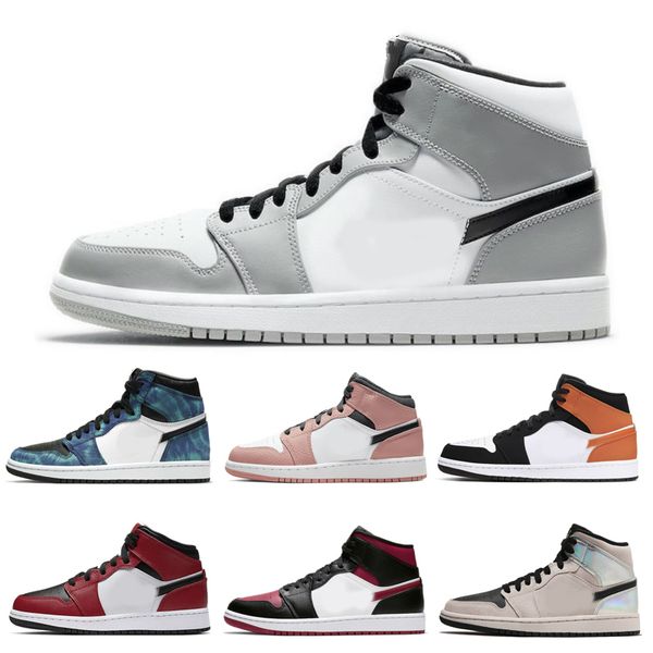 2020 jumpman 1 1s high og travis scotts obsidian unc basketball shoes mens chicago red and green toes designer sports sneakers size 36-46
2020 jumpman 1 1s high og travis scotts obsidian unc basketball shoes mens chicago red and green toes designer sports sneakers size 36-46