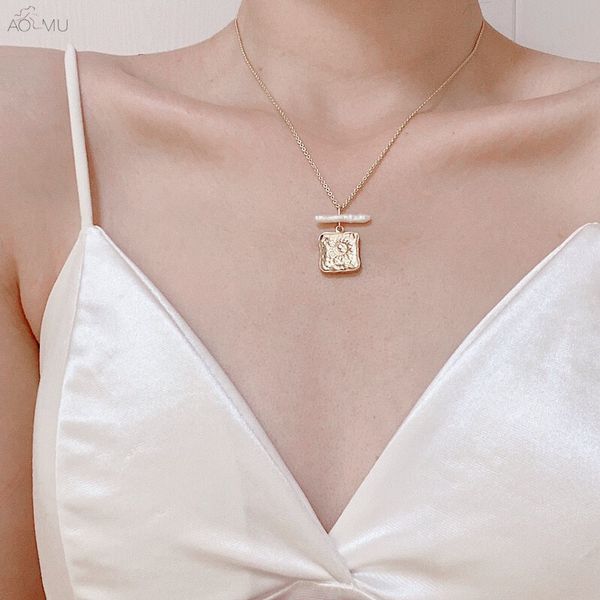 aomu korea retro freshwater baroque pearl necklace metal square portrait pendant clavicle chain for 2020 new women jewelry gifts, Silver
aomu korea retro freshwater baroque pearl necklace metal square portrait pendant clavicle chain for 2020 new women jewelry gifts, Silver