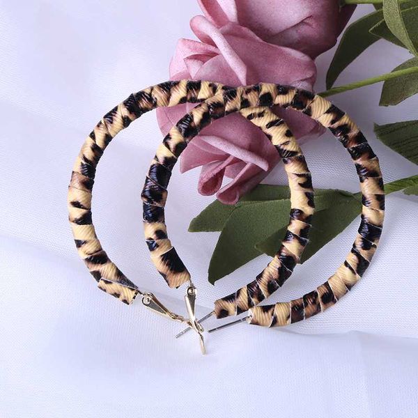 european and american fashion selling pu serpentine large earrings round geometric personality earrings, Golden;silver
european and american fashion selling pu serpentine large earrings round geometric personality earrings, Golden;silver