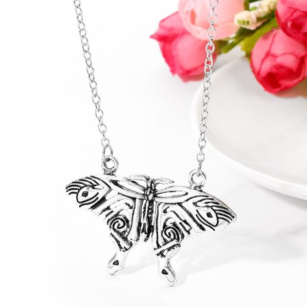 antique butterfly necklace specimen vintage hollow butterfly insect pendant for women charm collar jewelry classical accessories, Silver
antique butterfly necklace specimen vintage hollow butterfly insect pendant for women charm collar jewelry classical accessories, Silver