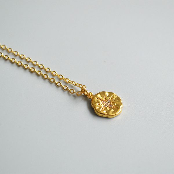 pendant necklaces round gold coin shine zircon star men and women lovers necklace gold-plated simple retro clavicle chain fashion jewelry, Silver
pendant necklaces round gold coin shine zircon star men and women lovers necklace gold-plated simple retro clavicle chain fashion jewelry, Silver