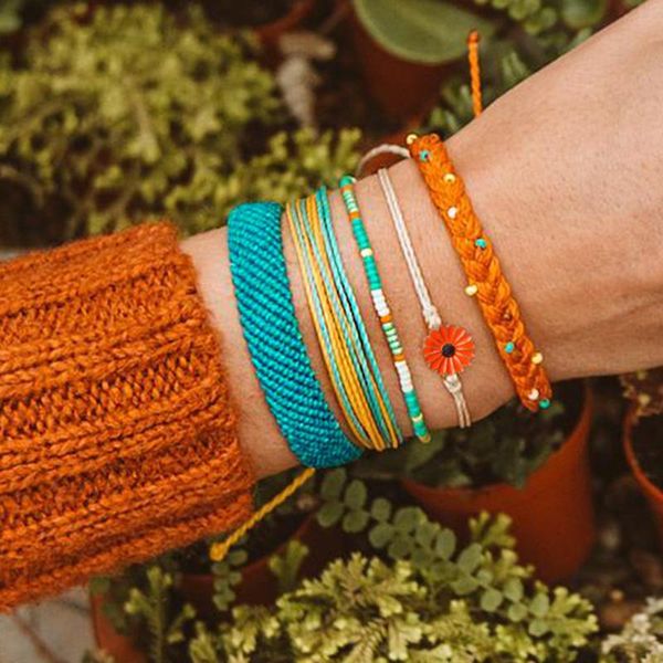 charm bracelets 5pcs womens bracelet personality bohemian handwoven rope multicolor ladies jewelry gift fashion bangles classics 7.22, Golden;silver
charm bracelets 5pcs womens bracelet personality bohemian handwoven rope multicolor ladies jewelry gift fashion bangles classics 7.22, Golden;silver