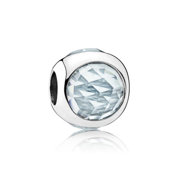 new 100% 925 sterling silver 1:1 authentic 792095nab sky blue radiant droplet charm bracelet original women jewelry gift, Black
new 100% 925 sterling silver 1:1 authentic 792095nab sky blue radiant droplet charm bracelet original women jewelry gift, Black