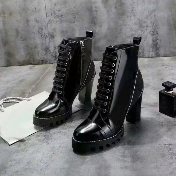womens big size real boot winter real leather female platform ladies high heels casual shoes for female, Black
womens big size real boot winter real leather female platform ladies high heels casual shoes for female, Black