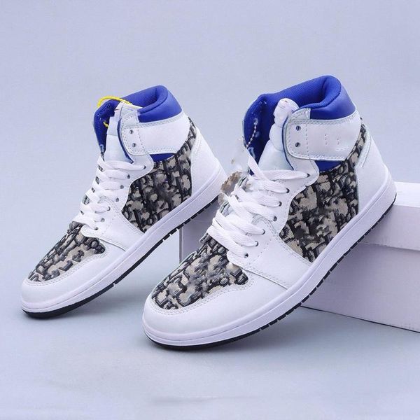 louisy vuittons 2020 classic new high-quality couple basketball shoes personality fashion youth vitality wear-resistant comfortable, Black
louisy vuittons 2020 classic new high-quality couple basketball shoes personality fashion youth vitality wear-resistant comfortable, Black