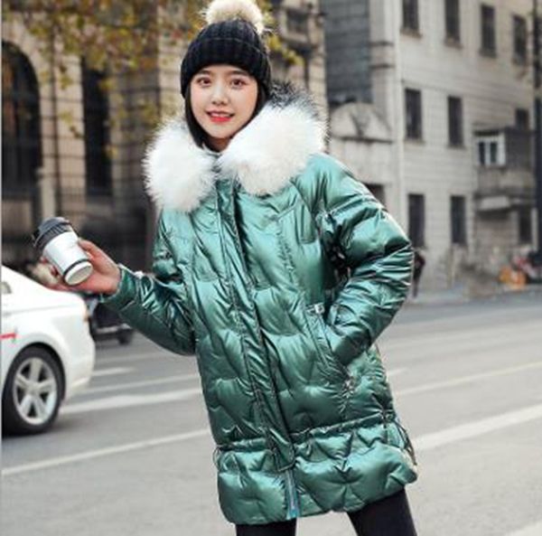 wholesale new mid-length women's fashion bright face big fur collar student padded coat, Black
wholesale new mid-length women's fashion bright face big fur collar student padded coat, Black