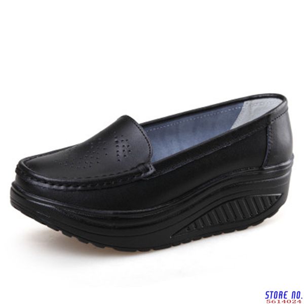 new spring genuine leather soft outsole work shoes female black swing shoes woman plus size wedges single female
new spring genuine leather soft outsole work shoes female black swing shoes woman plus size wedges single female