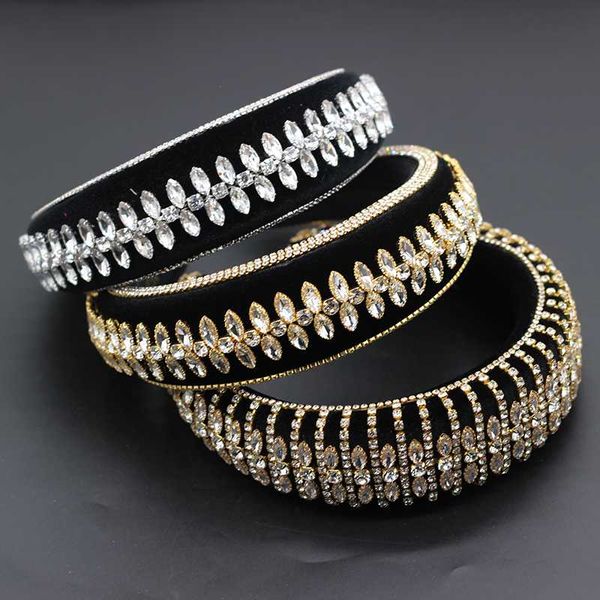 rhinestone sponge headband fashion temperament exaggerated sponge rhinestone hair band ladies prom catwalk hair 647, Golden;silver
rhinestone sponge headband fashion temperament exaggerated sponge rhinestone hair band ladies prom catwalk hair 647, Golden;silver