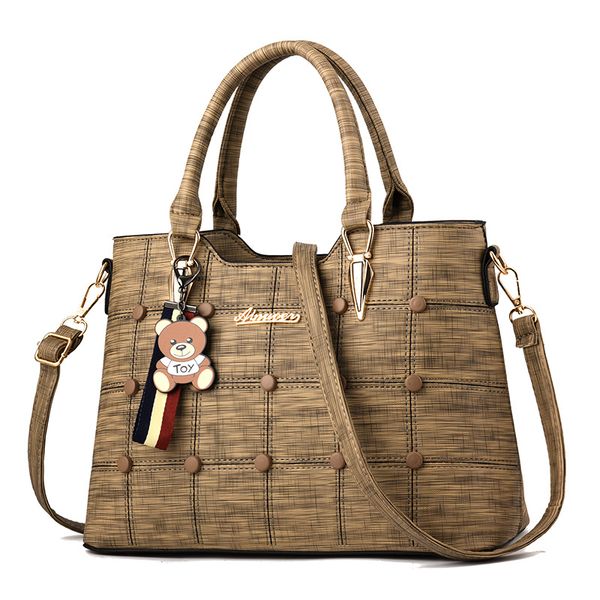 classic women's bags 2020 new small bags women's sweet lady fashion messenger shoulder tote
classic women's bags 2020 new small bags women's sweet lady fashion messenger shoulder tote