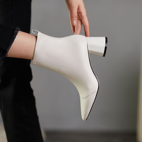 concise high heels boots fashion wedding party shoes woman heels 2020 winter genuine leather women ankle boots, Black
concise high heels boots fashion wedding party shoes woman heels 2020 winter genuine leather women ankle boots, Black
