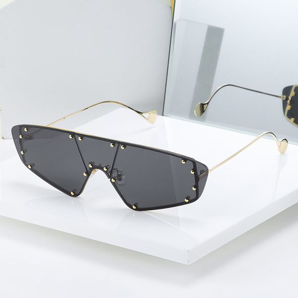 sunglasses european and american style fashion exquisite ladies personality street shoot uv - proof, White;black
sunglasses european and american style fashion exquisite ladies personality street shoot uv - proof, White;black