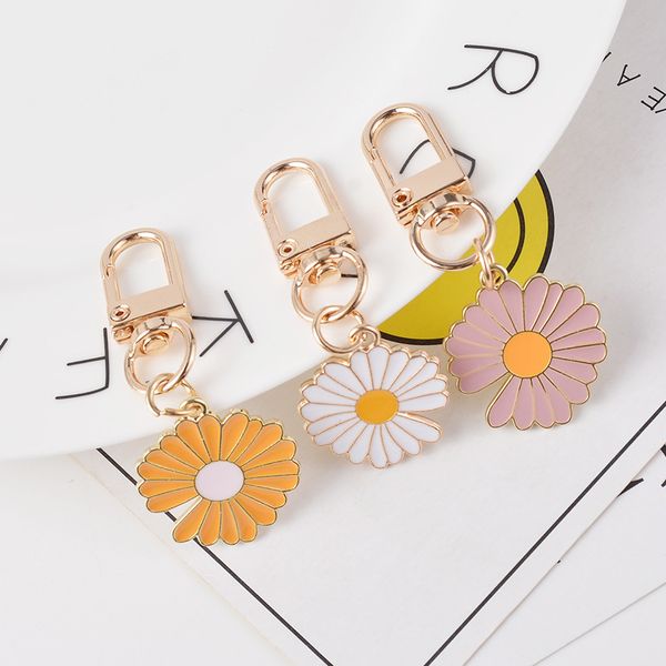 creative diy alloy little daisy mobile phone earmuffs hanging decoration girl's bag keychain pendant, Silver
creative diy alloy little daisy mobile phone earmuffs hanging decoration girl's bag keychain pendant, Silver