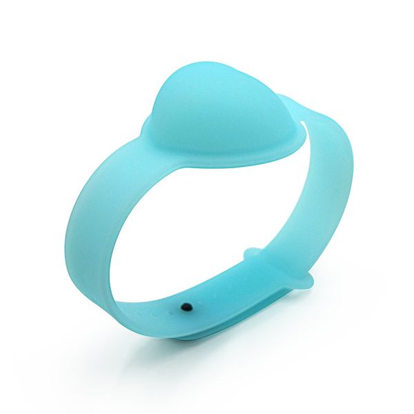10ml hand sanitizer silicone wrist bracelet heart shaped kid wristband portable dispensing squeezy sanitizer bangle party favor gift
10ml hand sanitizer silicone wrist bracelet heart shaped kid wristband portable dispensing squeezy sanitizer bangle party favor gift