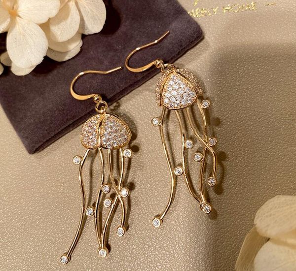 fashion zircon earrings high-level smart short tassel jellyfish temperament ear hook earrings, Silver
fashion zircon earrings high-level smart short tassel jellyfish temperament ear hook earrings, Silver