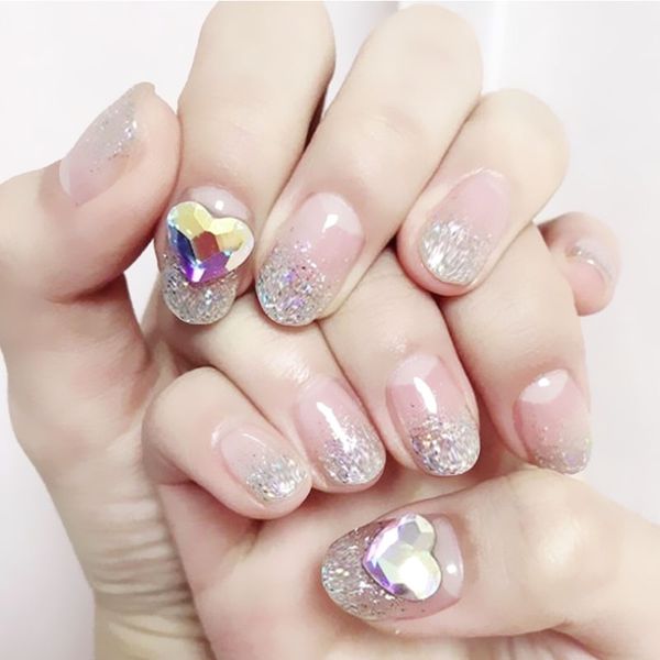false nails 24pcs/box finished products full cover fake press on charming shiny love heart crystal 3d nail tips with glue for girls, Red;gold
false nails 24pcs/box finished products full cover fake press on charming shiny love heart crystal 3d nail tips with glue for girls, Red;gold