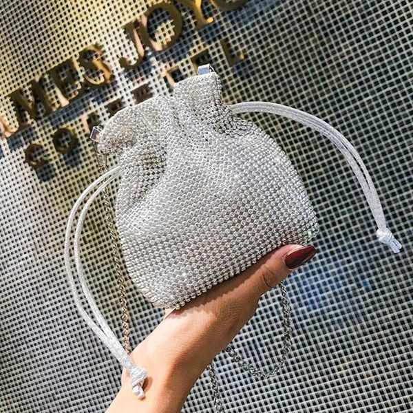 2020 new women's rhinestone diamante chain clutch handbag female elegant prom wedding crossbody pouch shoulder bag
2020 new women's rhinestone diamante chain clutch handbag female elegant prom wedding crossbody pouch shoulder bag