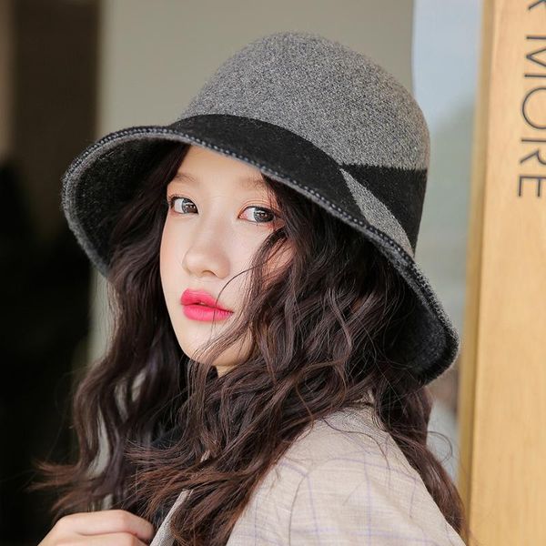 beanie/skull caps 2021 winter warm knitted hat women's korean color matching fashion all-match wool fisherman, Blue;gray
beanie/skull caps 2021 winter warm knitted hat women's korean color matching fashion all-match wool fisherman, Blue;gray