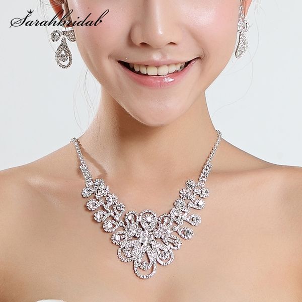 classic fashion crystal stones silver color rhinestone bridal wedding jewelry sets pendant necklace earrings for women 2020 new
classic fashion crystal stones silver color rhinestone bridal wedding jewelry sets pendant necklace earrings for women 2020 new