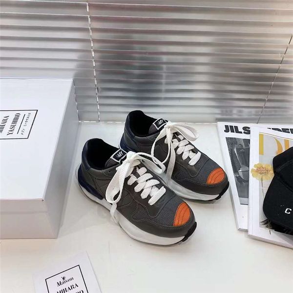 latest waffle chunky dunky men women trainers running shoes nyc pigeon triple black white nylon fashion mens sports sneakers size 35-40, White;red
latest waffle chunky dunky men women trainers running shoes nyc pigeon triple black white nylon fashion mens sports sneakers size 35-40, White;red