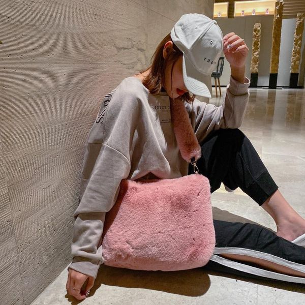 искусственный мех наплечные сумки для женщин зима теплая crossbody сумка для женщин путешествия сплошной цвет сумки
искусственный мех наплечные сумки для женщин зима теплая crossbody сумка для женщин путешествия сплошной цвет сумки