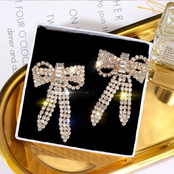 women new fashion holiday party earrings girls cute bow shining rhinestone drop earring ladies delicate elegant ear jewelry, Silver
women new fashion holiday party earrings girls cute bow shining rhinestone drop earring ladies delicate elegant ear jewelry, Silver