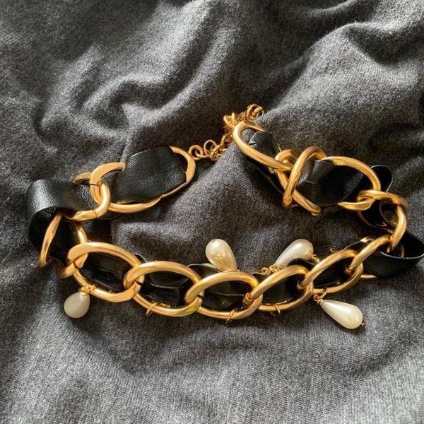 2020 brand fashion jewelry women vintage chain leather link thick chain necklace party fine fashion tassel pearls choker, Golden;silver
2020 brand fashion jewelry women vintage chain leather link thick chain necklace party fine fashion tassel pearls choker, Golden;silver