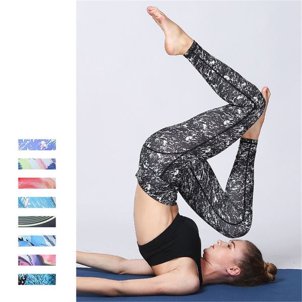 yoga outfits women's seamless sports pants leggings gym push ups print running up slim elastic high waist leggins, White;red
yoga outfits women's seamless sports pants leggings gym push ups print running up slim elastic high waist leggins, White;red