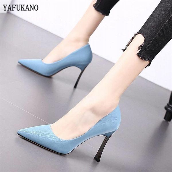 rhinestone thin heels high heels 2020 new flock pointed toe womens pumps black work shoes red dress party wedding shoes 40
rhinestone thin heels high heels 2020 new flock pointed toe womens pumps black work shoes red dress party wedding shoes 40