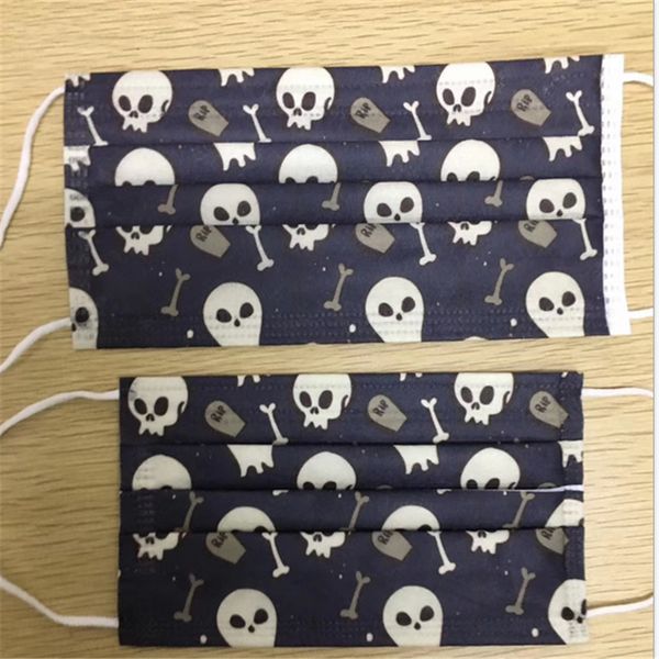 50pcs/pack kids adults disposible face mask 3 layers non-woven facemasks hallooween pumpkin ghost designers cartoon mouth cover sale e9304, Blue
50pcs/pack kids adults disposible face mask 3 layers non-woven facemasks hallooween pumpkin ghost designers cartoon mouth cover sale e9304, Blue