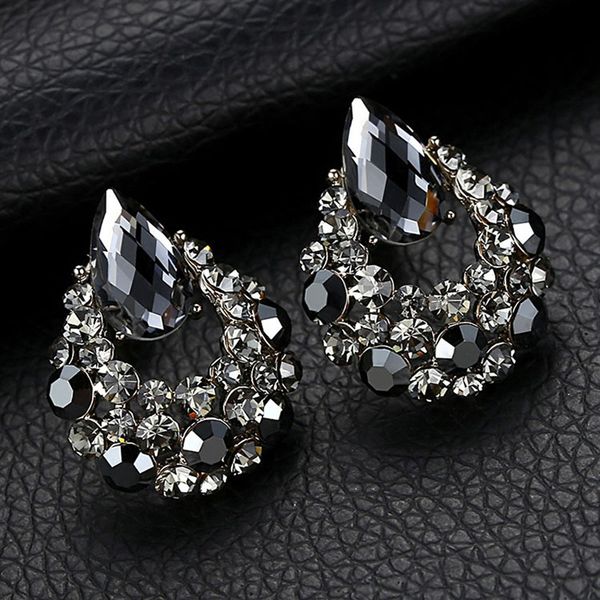 elifashion deluxe waterdrop rhinestone hollow earrings stud for women sweet fashion earrings 2 colors available, Golden;silver
elifashion deluxe waterdrop rhinestone hollow earrings stud for women sweet fashion earrings 2 colors available, Golden;silver