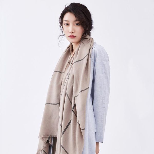 scarves inner mongolia 80 count modal worsted wool scarf autumn and winter contrast check stripe shawl, Blue;gray
scarves inner mongolia 80 count modal worsted wool scarf autumn and winter contrast check stripe shawl, Blue;gray