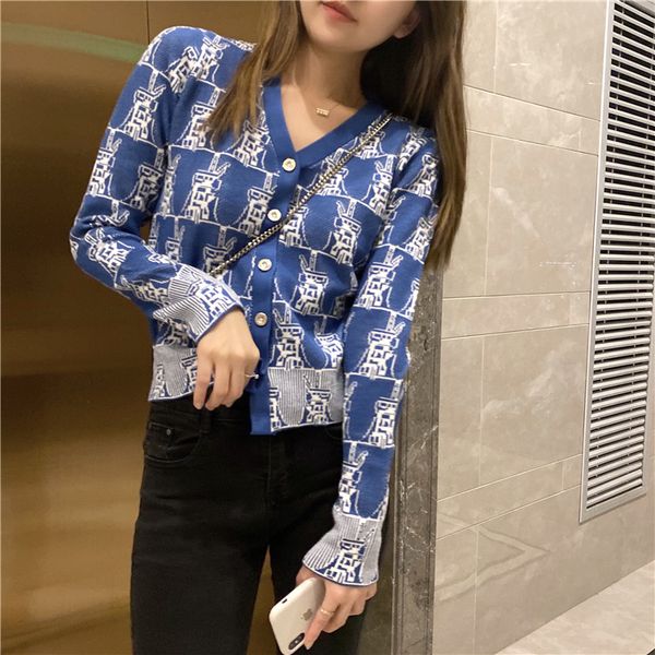 905 2020 brand same style regular long sleeve sweater sweater cardigan v neck qian, White
905 2020 brand same style regular long sleeve sweater sweater cardigan v neck qian, White