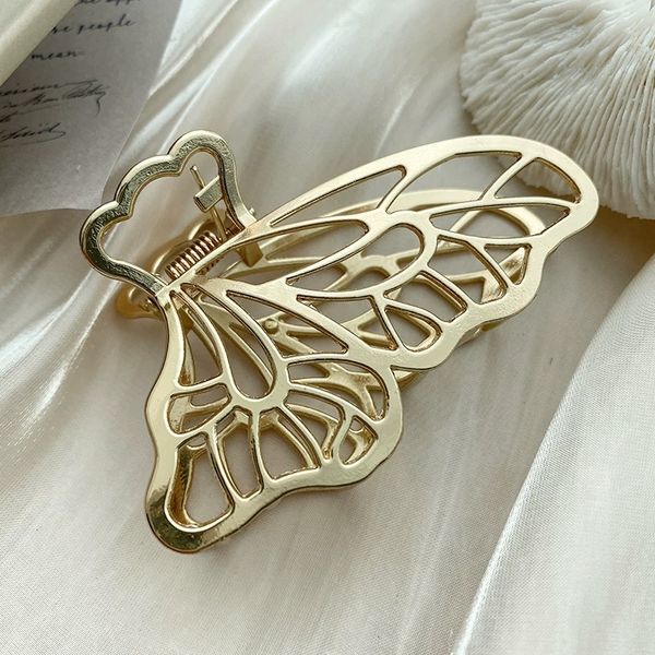hair accessories huanzhi 2021 retro metal matte gold silver color hollow butterfly petal clip bath hairpins for women girls
hair accessories huanzhi 2021 retro metal matte gold silver color hollow butterfly petal clip bath hairpins for women girls