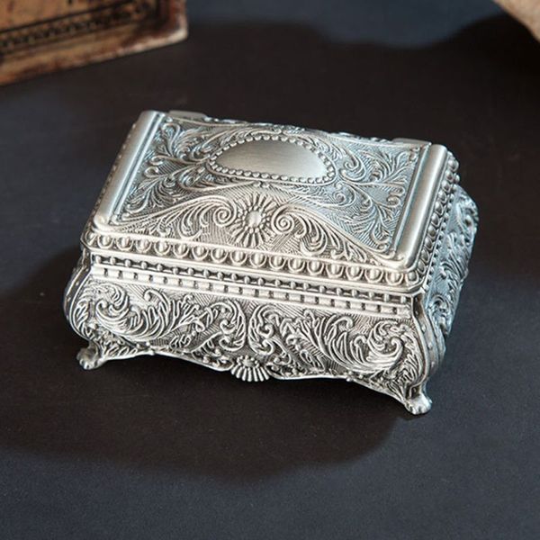 vintage jewelry trinket box rectangle box metallic floral small gift storage, Pink;blue
vintage jewelry trinket box rectangle box metallic floral small gift storage, Pink;blue