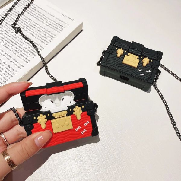 airpods 1/2/3 pro case fashion new square water ripple wireless bluetooth headset case with hanging chain trend letter case
airpods 1/2/3 pro case fashion new square water ripple wireless bluetooth headset case with hanging chain trend letter case