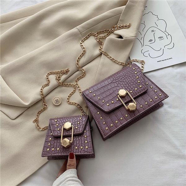 женский аллигатор pu кожа crossbody сумки для женщин 2020 цепи плеча сумка ladie рука слинг роскошные сумки конструктора
женский аллигатор pu кожа crossbody сумки для женщин 2020 цепи плеча сумка ladie рука слинг роскошные сумки конструктора