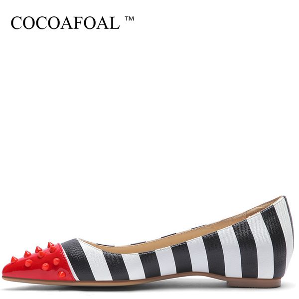 cocoafoal rivet stripe women's platform shoes pointed toe flats fashion spring autumn shallow platform ballet shoes plus size, Black
cocoafoal rivet stripe women's platform shoes pointed toe flats fashion spring autumn shallow platform ballet shoes plus size, Black