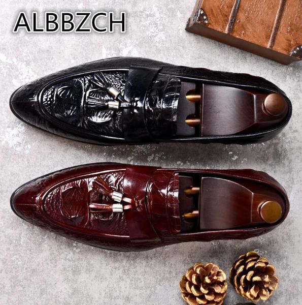 dress shoes crocodile pattern men genuine leather business casual man british trend tassel leisure party big yards, Black
dress shoes crocodile pattern men genuine leather business casual man british trend tassel leisure party big yards, Black
