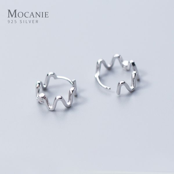 mocanie fashion simple geometric wave line authentic 925 sterling silver korea style hoop earring for women fine jewelry brincos, Golden;silver
mocanie fashion simple geometric wave line authentic 925 sterling silver korea style hoop earring for women fine jewelry brincos, Golden;silver