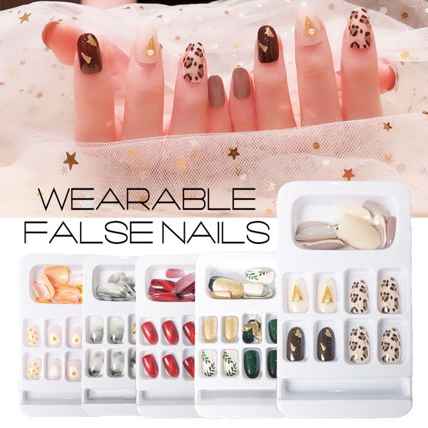 false nails art matte 2021 design detachable rhinestones extension full cover manicure press on fake 24tips, Red;gold
false nails art matte 2021 design detachable rhinestones extension full cover manicure press on fake 24tips, Red;gold