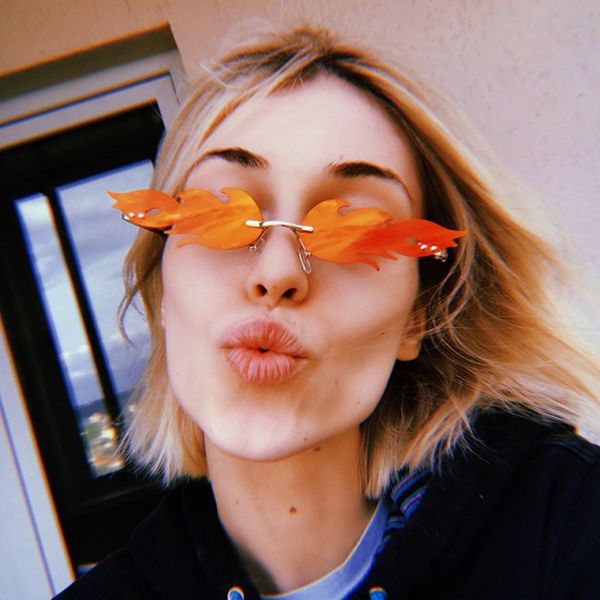 sunglasses 2021 fashion fire flame women men rimless wave sun glasses uv 400 metal shades for vintage, White;black
sunglasses 2021 fashion fire flame women men rimless wave sun glasses uv 400 metal shades for vintage, White;black
