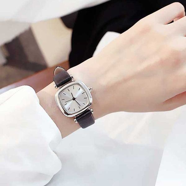 square women quartz watch leather ladies analog small dail watch female student montre femme wrist watches, Slivery;brown
square women quartz watch leather ladies analog small dail watch female student montre femme wrist watches, Slivery;brown