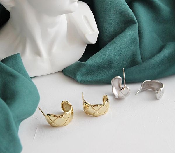 wholesale genuine pure 925 sterling silver earring rhombic geometric arc circle wide stud earring ins korea style minimalist88, Golden;silver
wholesale genuine pure 925 sterling silver earring rhombic geometric arc circle wide stud earring ins korea style minimalist88, Golden;silver
