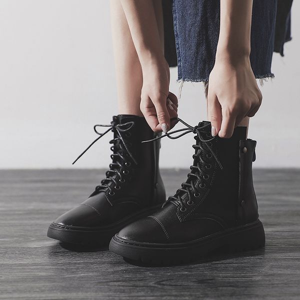 boots ins woman motorcycle black leather platform short fashion winter warm riding footwear plus size 34-43
boots ins woman motorcycle black leather platform short fashion winter warm riding footwear plus size 34-43