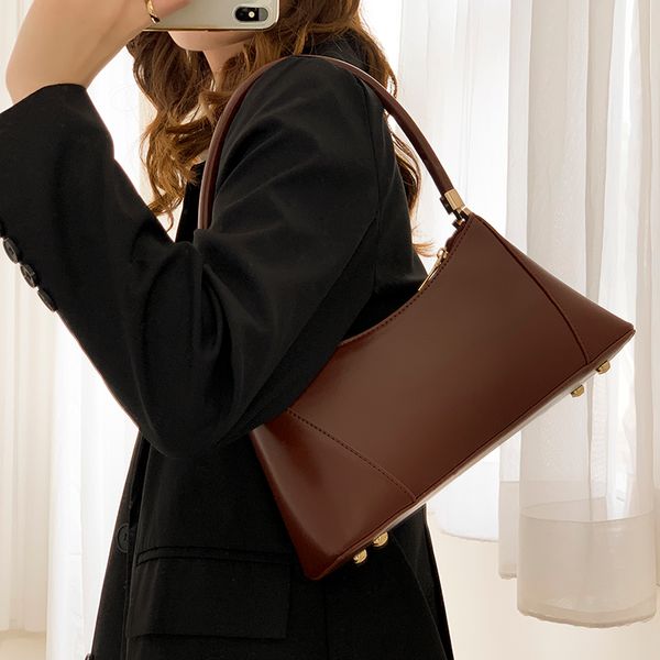 oluolin new elegant chic vintage messenger bag shoulder bags handbags retro ladies crossbody baguette bag subaxillary 2020
oluolin new elegant chic vintage messenger bag shoulder bags handbags retro ladies crossbody baguette bag subaxillary 2020