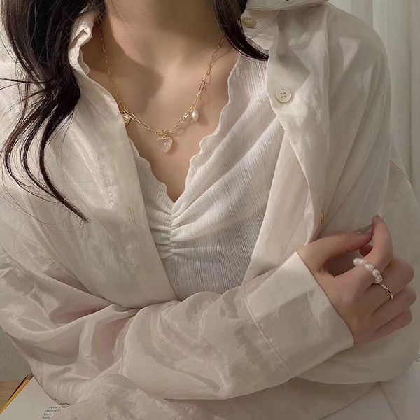 2020 shell freshwater pearl chain heart choker necklace women gold chain korea collar female chocker fashion aesthetic jewelry, Silver
2020 shell freshwater pearl chain heart choker necklace women gold chain korea collar female chocker fashion aesthetic jewelry, Silver