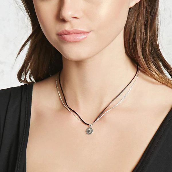 chokers vintage multilayer crystal pendant necklace women gold color beads moon star horn crescent choker necklaces jewelry, Golden;silver
chokers vintage multilayer crystal pendant necklace women gold color beads moon star horn crescent choker necklaces jewelry, Golden;silver