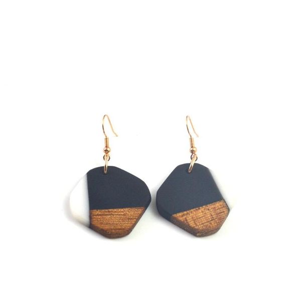classic geometric black and white earrings, retro jewelry design, fashion gift earrings with women's characteristics, Silver
classic geometric black and white earrings, retro jewelry design, fashion gift earrings with women's characteristics, Silver