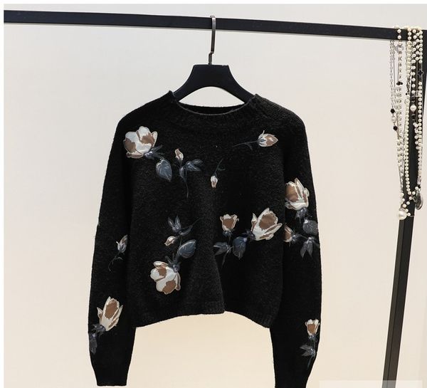 2019 new arrival patch embroidered high waist short round neck sweater female korean sweet style sweater, White
2019 new arrival patch embroidered high waist short round neck sweater female korean sweet style sweater, White