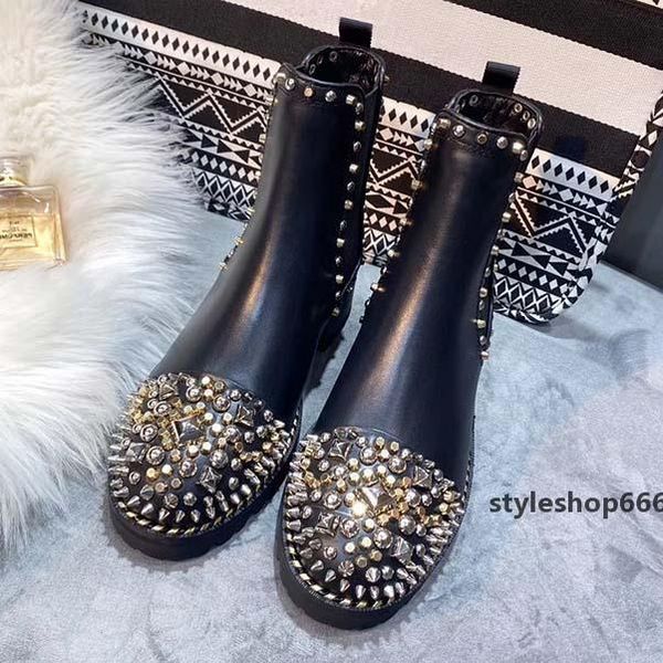luxury women designer martin boots level fashion desert boot brands rivet boots autumn and winter snow boot size 35-41 with box, Black
luxury women designer martin boots level fashion desert boot brands rivet boots autumn and winter snow boot size 35-41 with box, Black